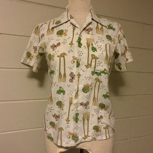 🎉Sold!🎉 Vintage 'Safari' Print Button Shirt, XS